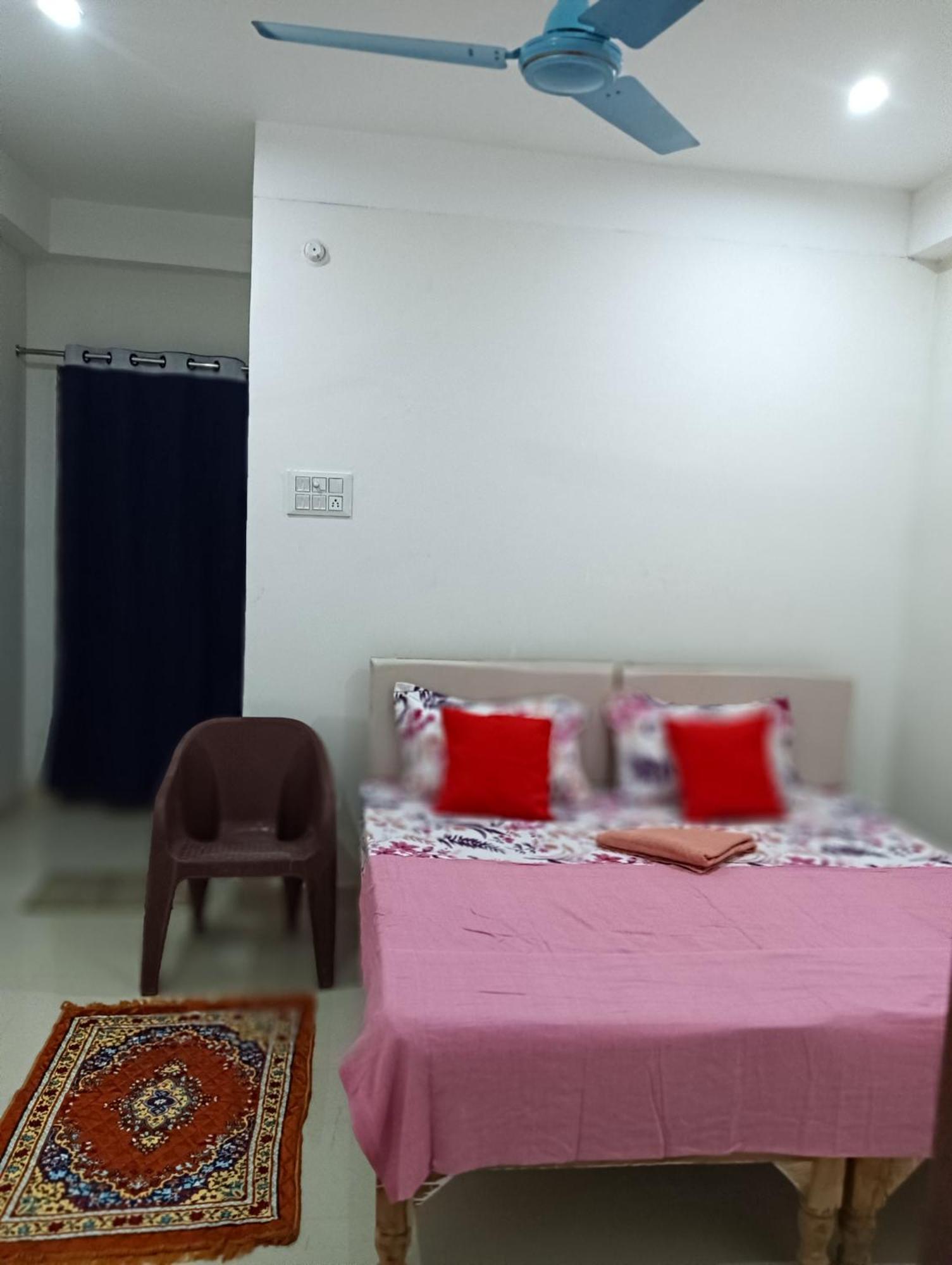 Kedar Guest House Ayodhya Exteriér fotografie