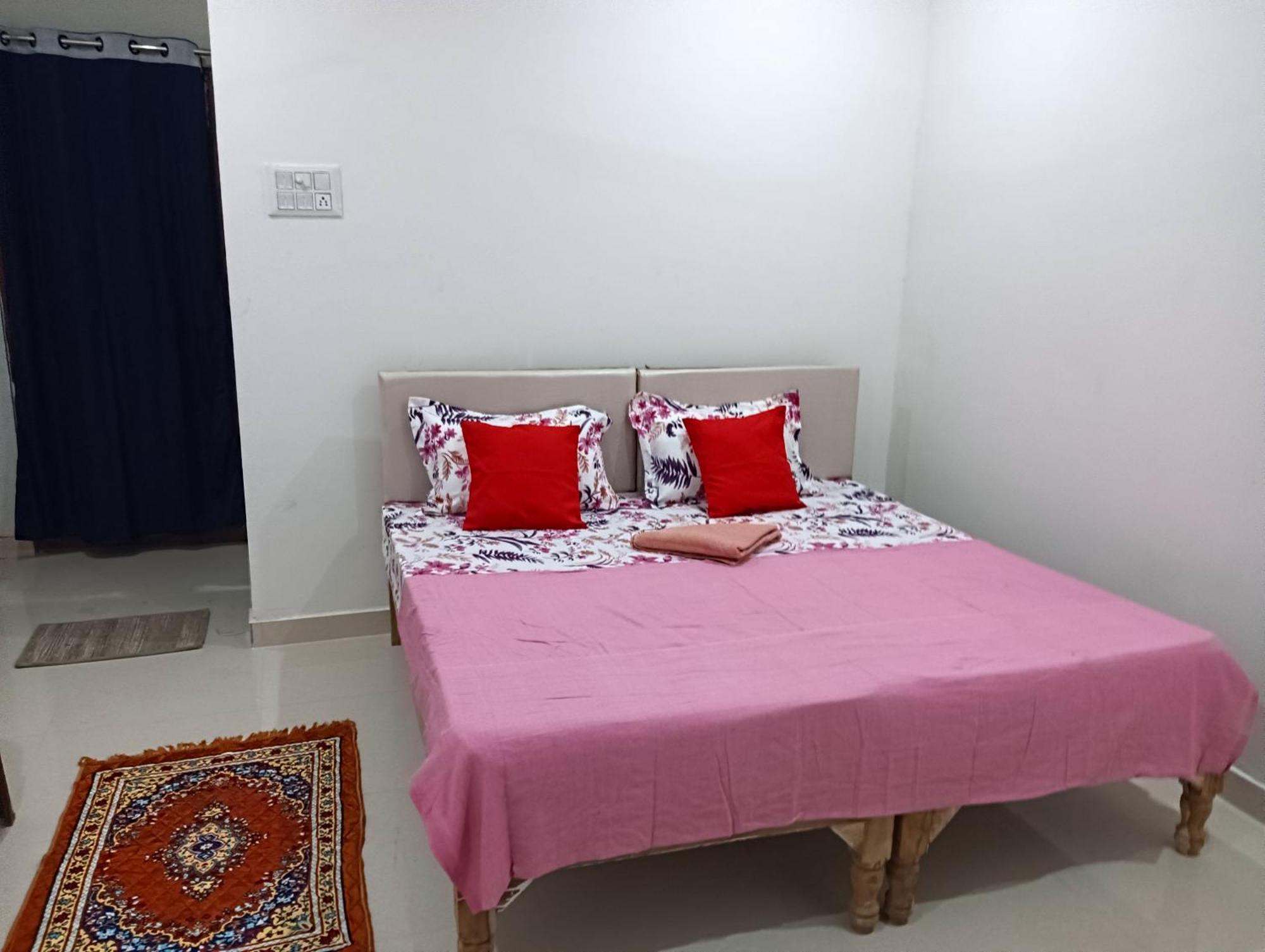 Kedar Guest House Ayodhya Exteriér fotografie
